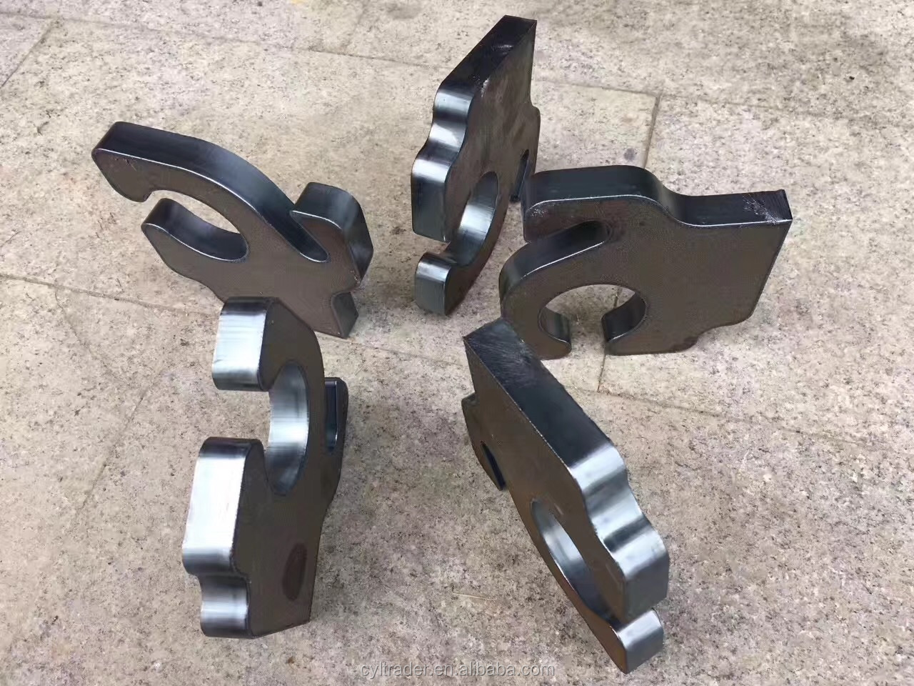 3015 4015 1kw To 6kw Cnc Fiber Laser Cutting Machine Raycus Laser Power 3015 4015 1kw - 6kw Cnc-kuitulaserleikkauskone Raycus Laser Power