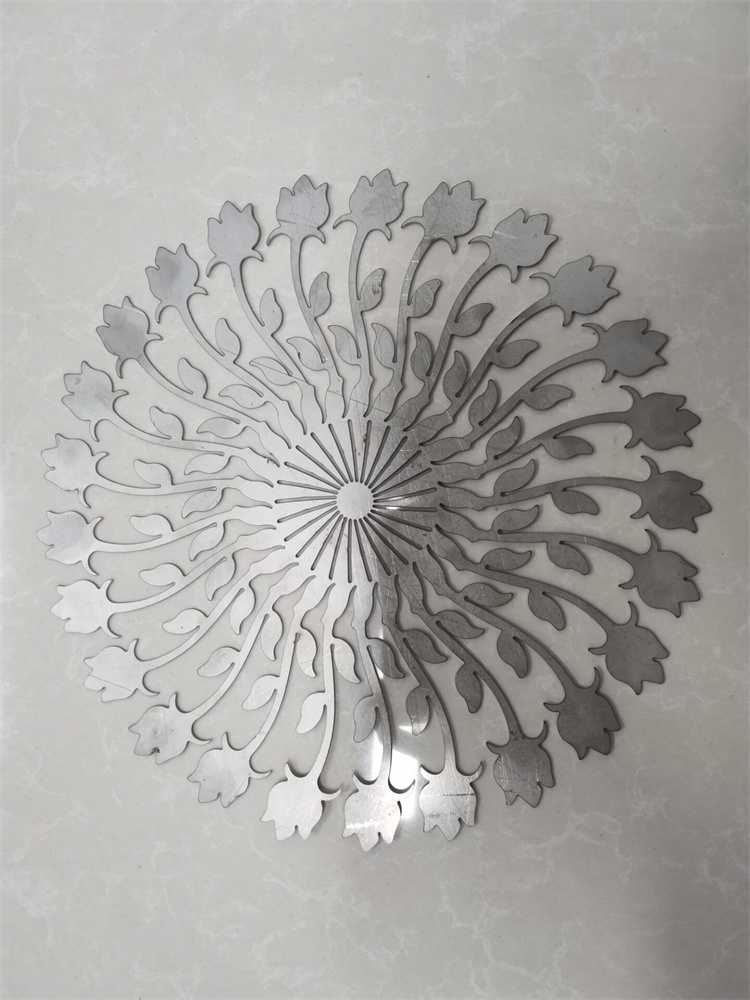 3015 Copper Carbon Stainless Steel Aluminum Iron Metal Cnc Fiber Laser Cutting Machine 3015 kuparihiili ruostumaton teräs alumiini rauta metalli Cnc kuitu laserleikkauskone