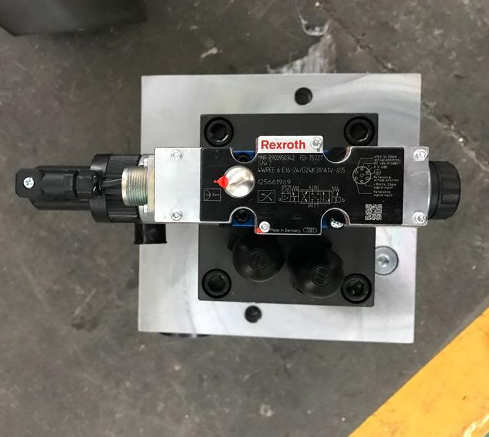 4 Axis Cnc Tandem Press Brake With Delem Da58t 2d Graphical Controller 4 Axis Cnc Tandem Press Brake Delem Da58t 2d Graafisella ohjaimella