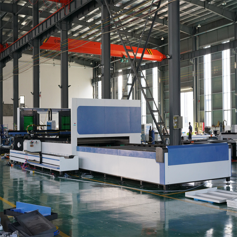 500W 1500W 4Kw kuitulaserleikkauskone levymetallilaserleikkuri 2000W 3kw