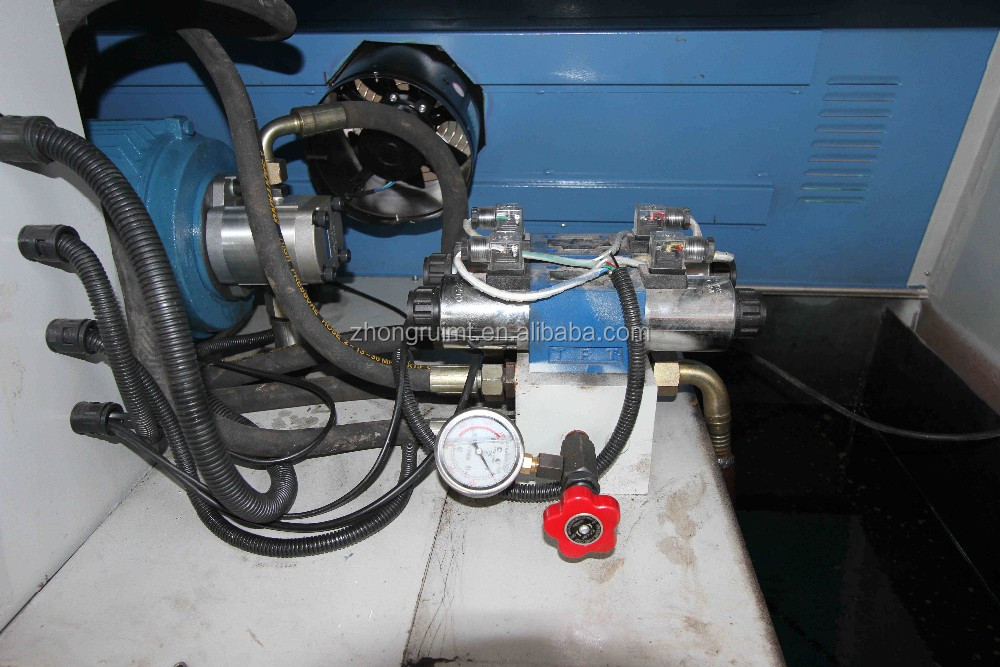 60t Q35-16 Hydraulic Ironworker Shearing Punching Bending And Notching Machine 60t Q35-16 Hydraulinen Ironworker Leikkaus Lävistys Taivutus- ja Lovikone