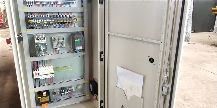 6mm*3200 Hydraulic Steel Plate Cutting Machinery Steel Plate Shearing Machine 6mm * 3200 hydraulinen teräslevyn leikkauskone teräslevyn leikkauskone