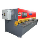 Qc11y metallilevy hydraulinen giljotiinileikkauskone myytävänä