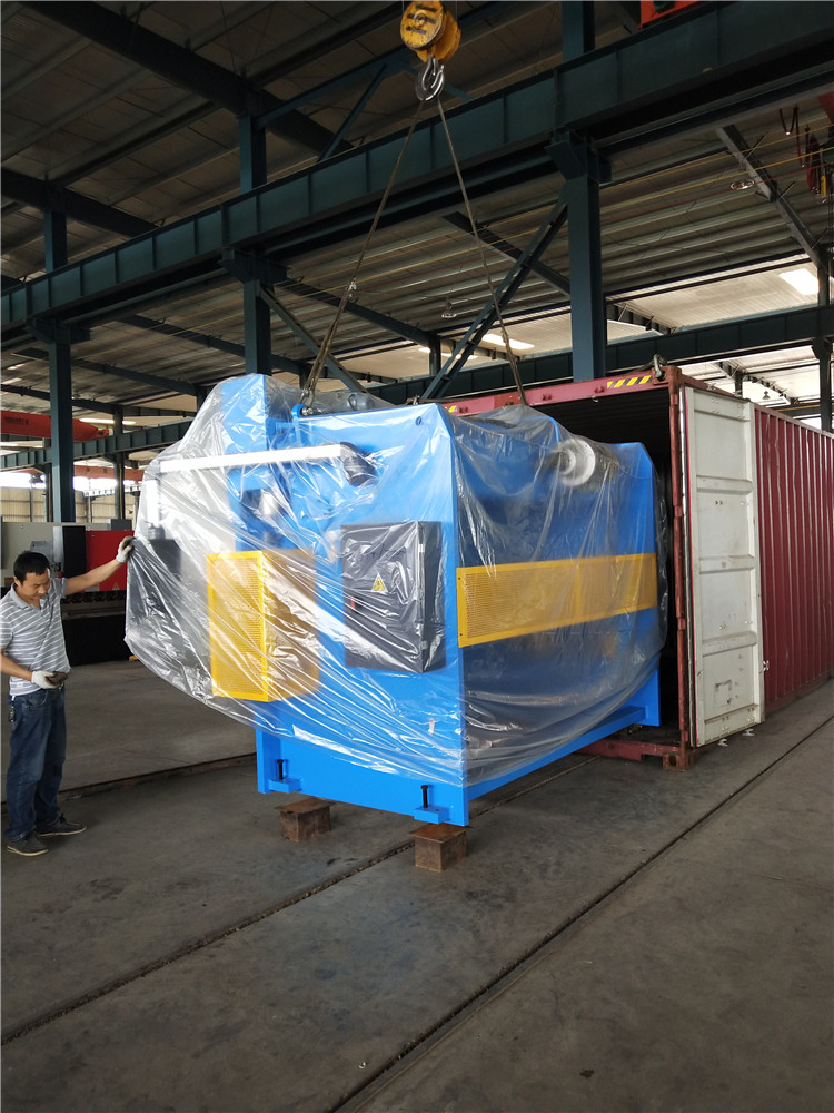 China Metal Hydraulic Press Brake Machine With Reasonable Price Kiinan metallihydraulinen puristinjarrukone kohtuulliseen hintaan
