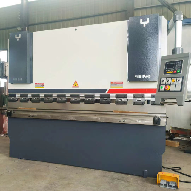 China Stainless Steel Metal Sheet Bending Cnc Hydraulic Press Brake Machine Kiina ruostumattomasta teräksestä valmistettu metallilevy taivutus CNC hydraulinen puristin jarrukone