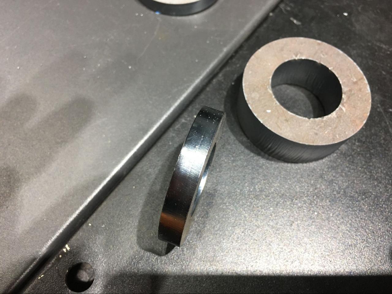 Cnc-kuitulaser-metallileikkauskone 2000w kuitulaserleikkauskone