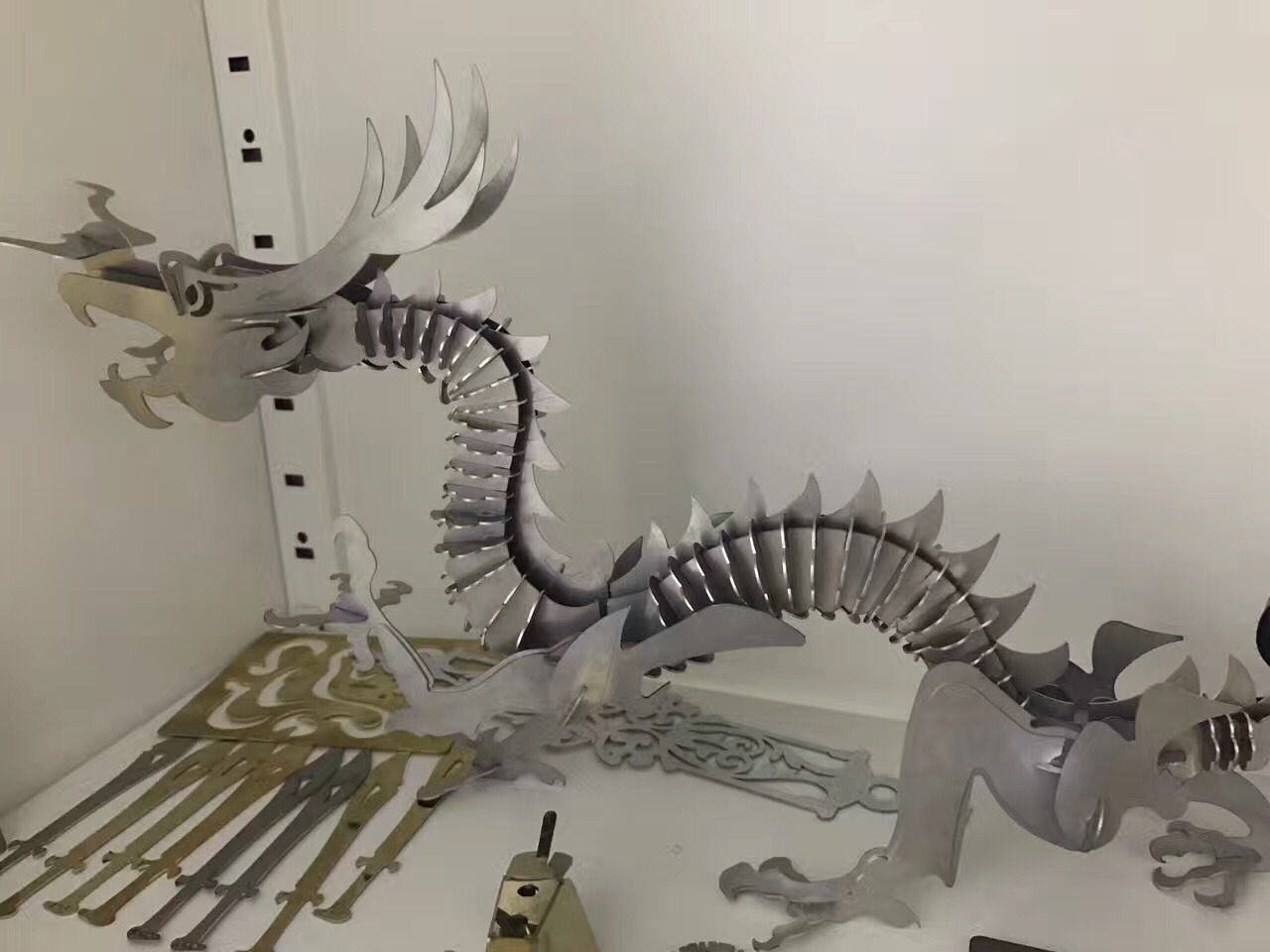 Cnc-kuitulaser-metallileikkauskone 2000w kuitulaserleikkauskone