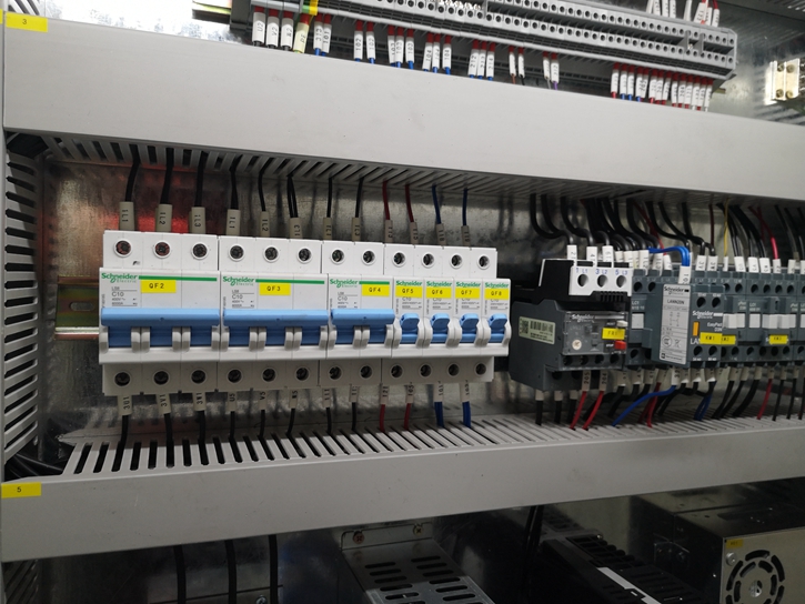 Delem Da66t 125 3+1 4+1 6+1 8+1 Cnc Hydraulic Press Brake For Metal Plate Bending Delem Da66t 125 3+1 4+1 6+1 8+1 Cnc hydraulinen puristusjarru metallilevyn taivutukseen