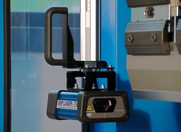 Full Automatic High Power Sheet Bending Machine And Cnc Press Brake Machine Täysin automaattinen suuritehoinen levytaivutuskone ja CNC-puristinjarrukone