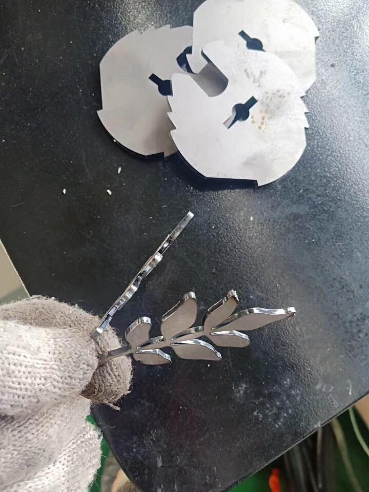 Suuritehoinen 3015 2000 W metallilevy Cnc kuitu laserleikkauskone