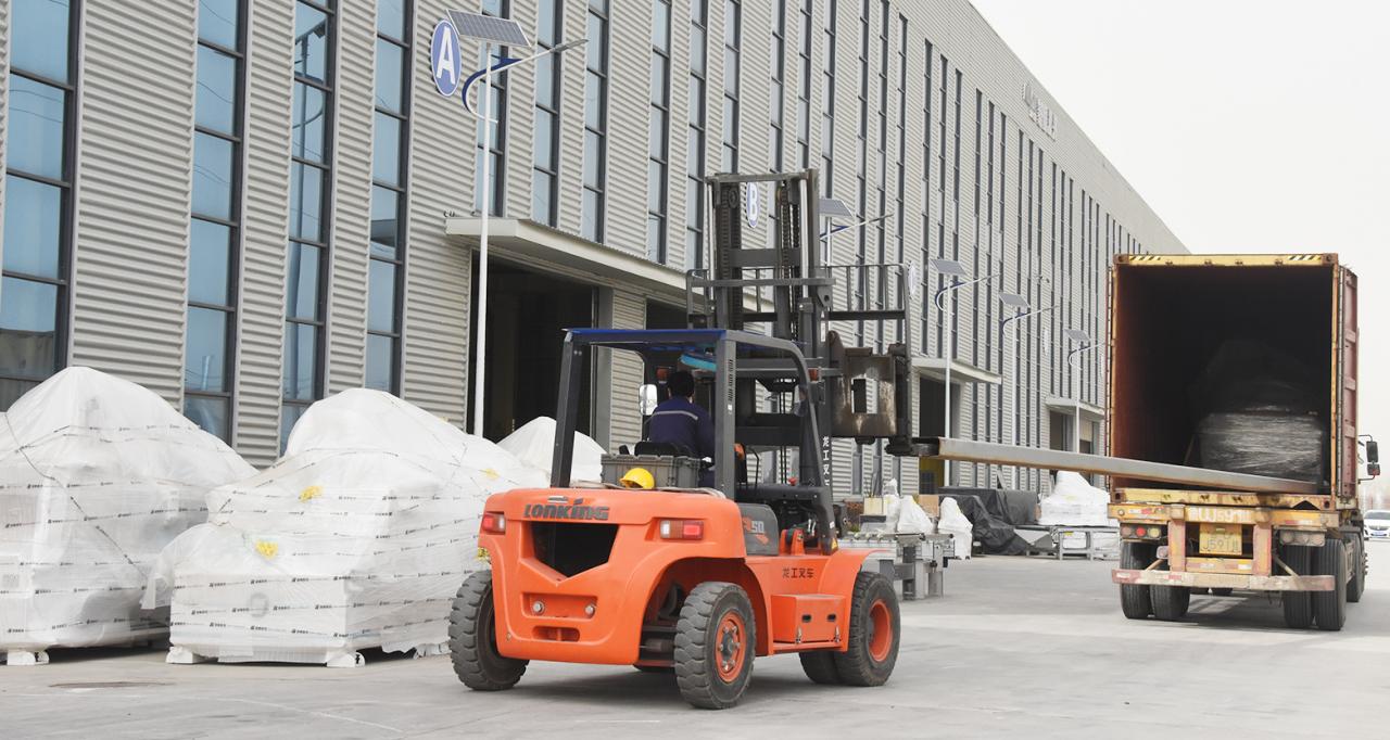 Laser Source 2000w 3000w Fiber Laser Cutting Machine Laser Source 2000w 3000w kuitulaserleikkauskone