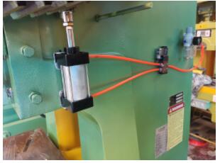 Mechanical Press Machine, 100 Ton Power Press Price Mekaaninen puristin, 100 tonnin tehopuristin hinta