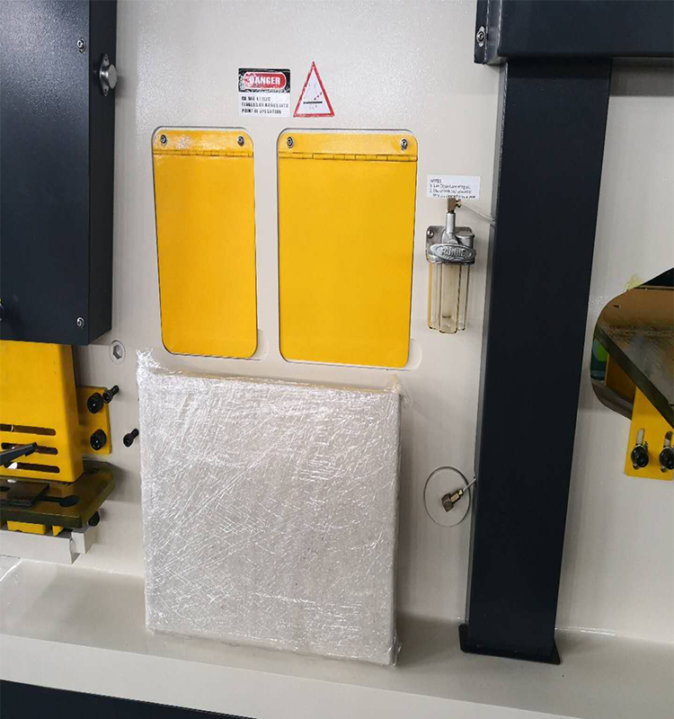 Metal Cutting Hydraulic Steelworkers Machine For Punching Cropping Notching Cutting Hydraulinen metallinleikkauskone lävistykseen Rajaamiseen loveusleikkaukseen