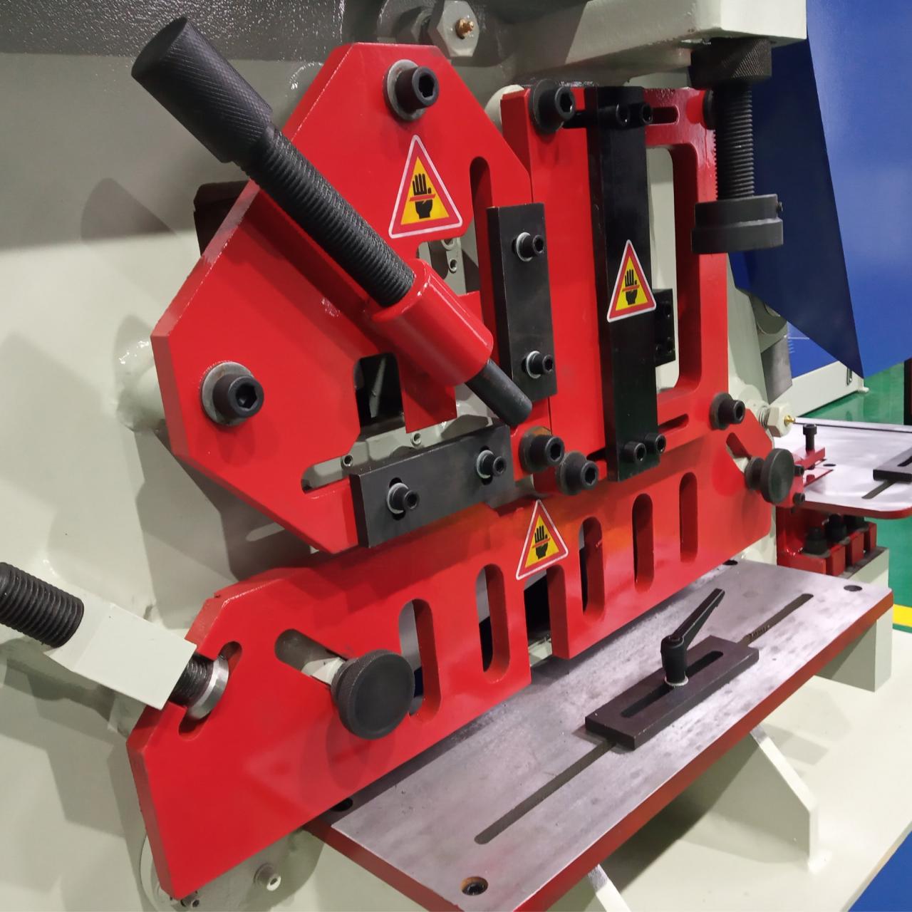 Q35y-sarjan hydraulinen Ironworker leikkaus- ja lävistyskone