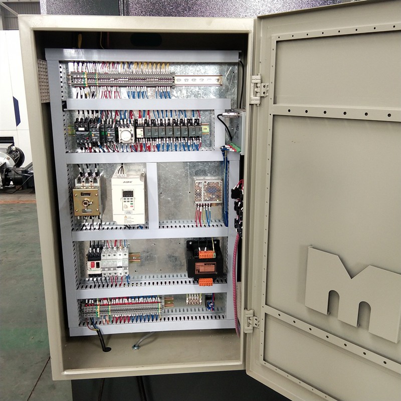 Qc12k-4x2500 Cnc Hydraulic Customized Shearing Machine Cutting Machine Qc12k-4x2500 Cnc hydraulinen räätälöity leikkauskoneen leikkauskone