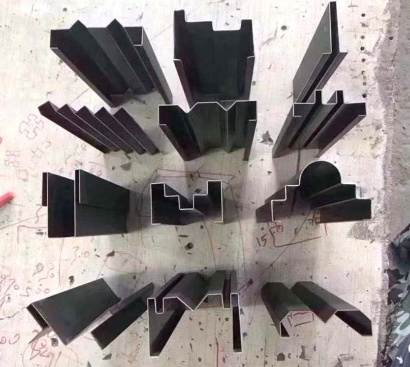 Wc67yk 80 100 160 200 Ton 3200mm E21 Nc Sheet Metal Oil Hydraulic Press Brake Price Wc67yk 80 100 160 200 tonnia 3200 mm E21 Nc peltiöljyä hydraulipuristin jarru hinta