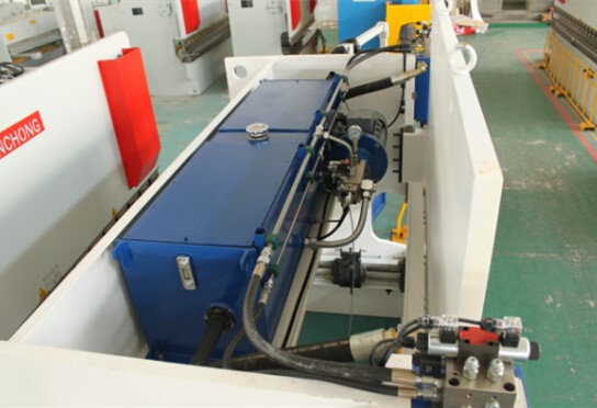 Wc67yk 80 100 160 200 Ton 3200mm E21 Nc Sheet Metal Oil Hydraulic Press Brake Price Wc67yk 80 100 160 200 tonnia 3200 mm E21 Nc peltiöljyä hydraulipuristin jarru hinta